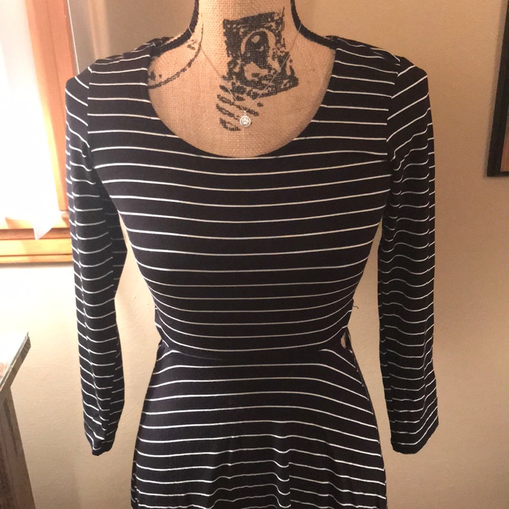 American Eagle dress - Picture 2 of 4